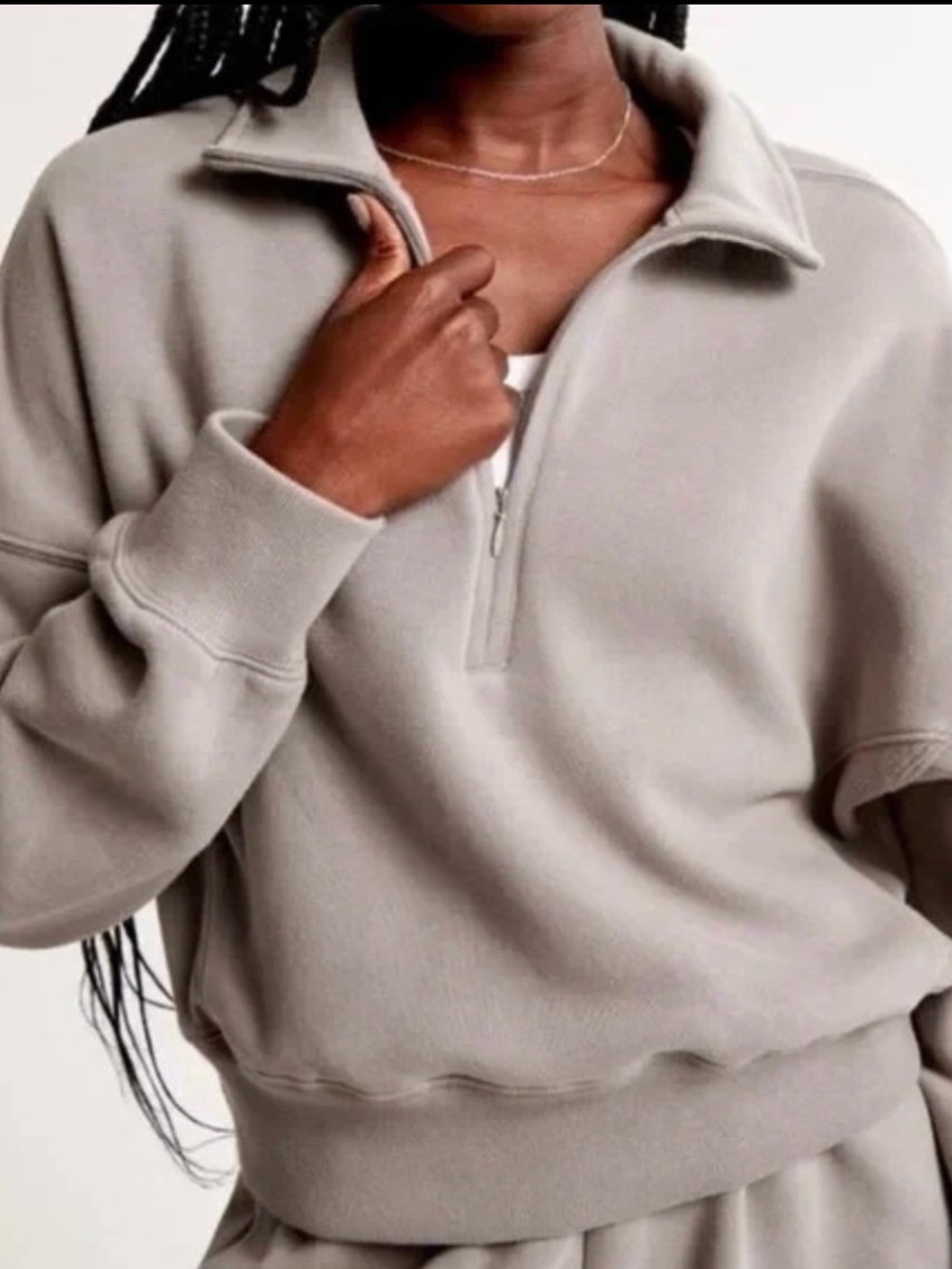 Abercrombie & Fitch Half-Zip Sweatshirt in Light Taupe